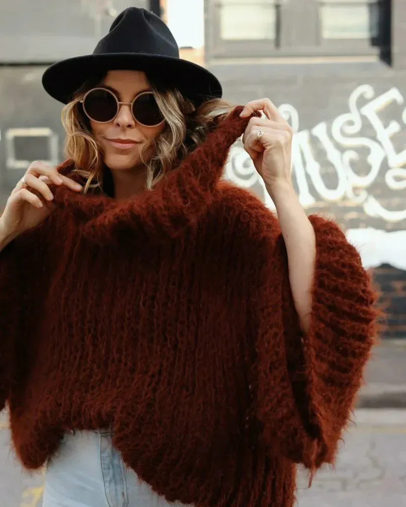 Chunky hand knit sweater with funnel collar - Moss green
